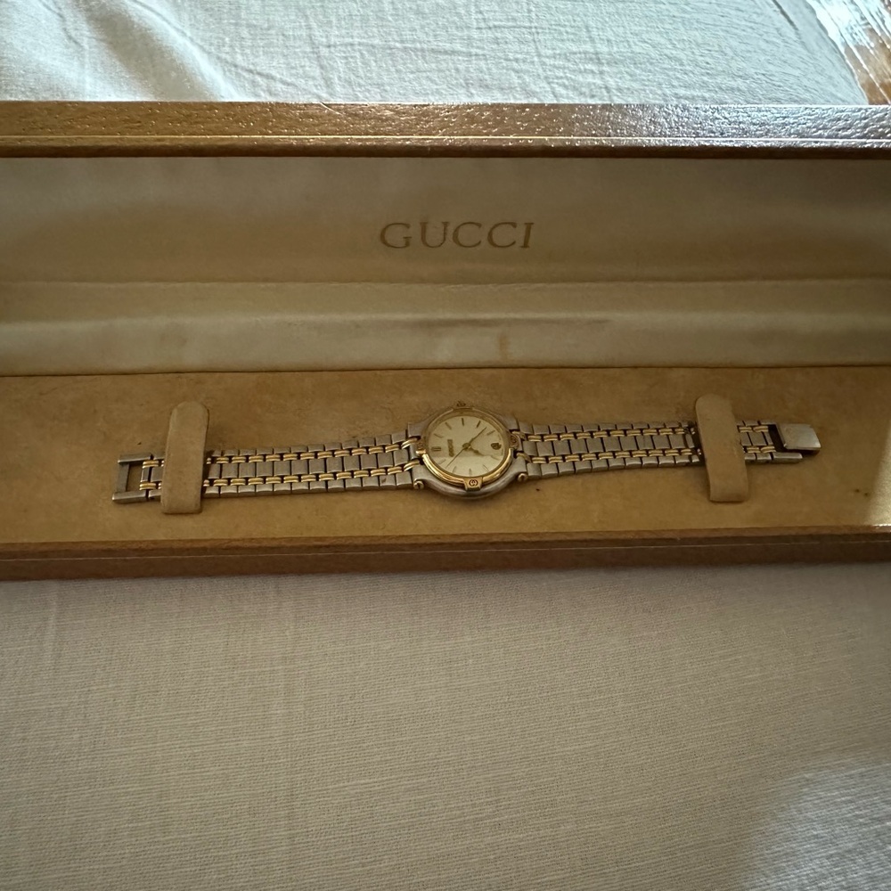 Gucci Vintage 2 toned Gold and Stainless steel watch - excellent condition - Picture 2 of 8